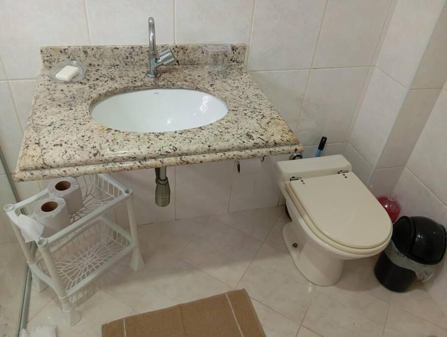 Seu Lar Em Asturias Apartment กัวรูจา ภายนอก รูปภาพ