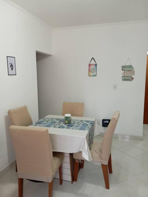 Seu Lar Em Asturias Apartment กัวรูจา ภายนอก รูปภาพ